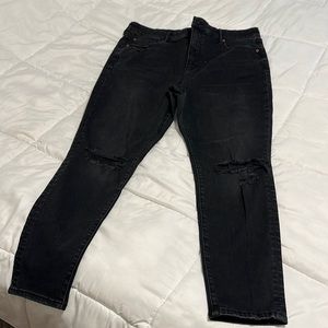American Eagle Black Lu(x)e Ripped Jean